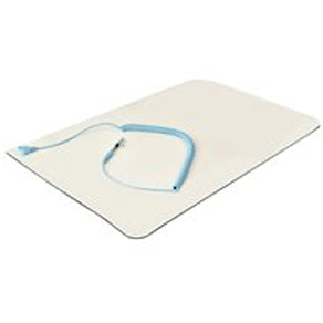 StarTech.com 11x18in Anti Static Mat, ESD Mat for Electronics