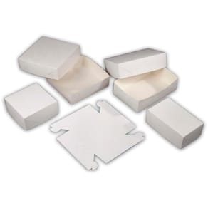 Kageæske nr. 3 høj, 230x230x80 mm, hvid pap, 250 stk