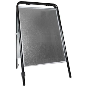 Gatuställ Sign 70x100cm svart